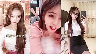 very cute asian order of the day girl likes webcam her succulent pussy take dudes